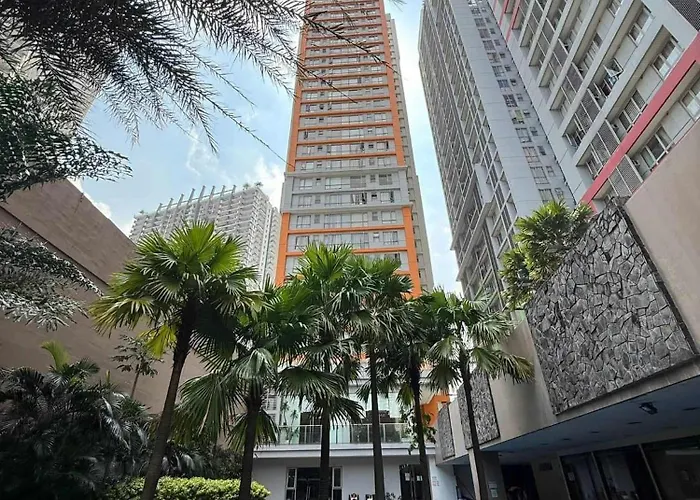 Sunshine100pioneermmandaluyong Poolgymbilliardsplaygroundtvwifi * Manila